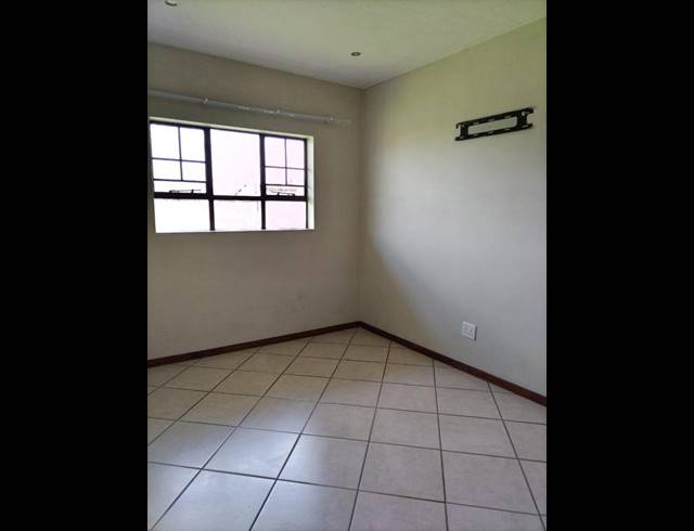 3 BEDROOM APARTMENT FOR SALE IN SAGEWOOD